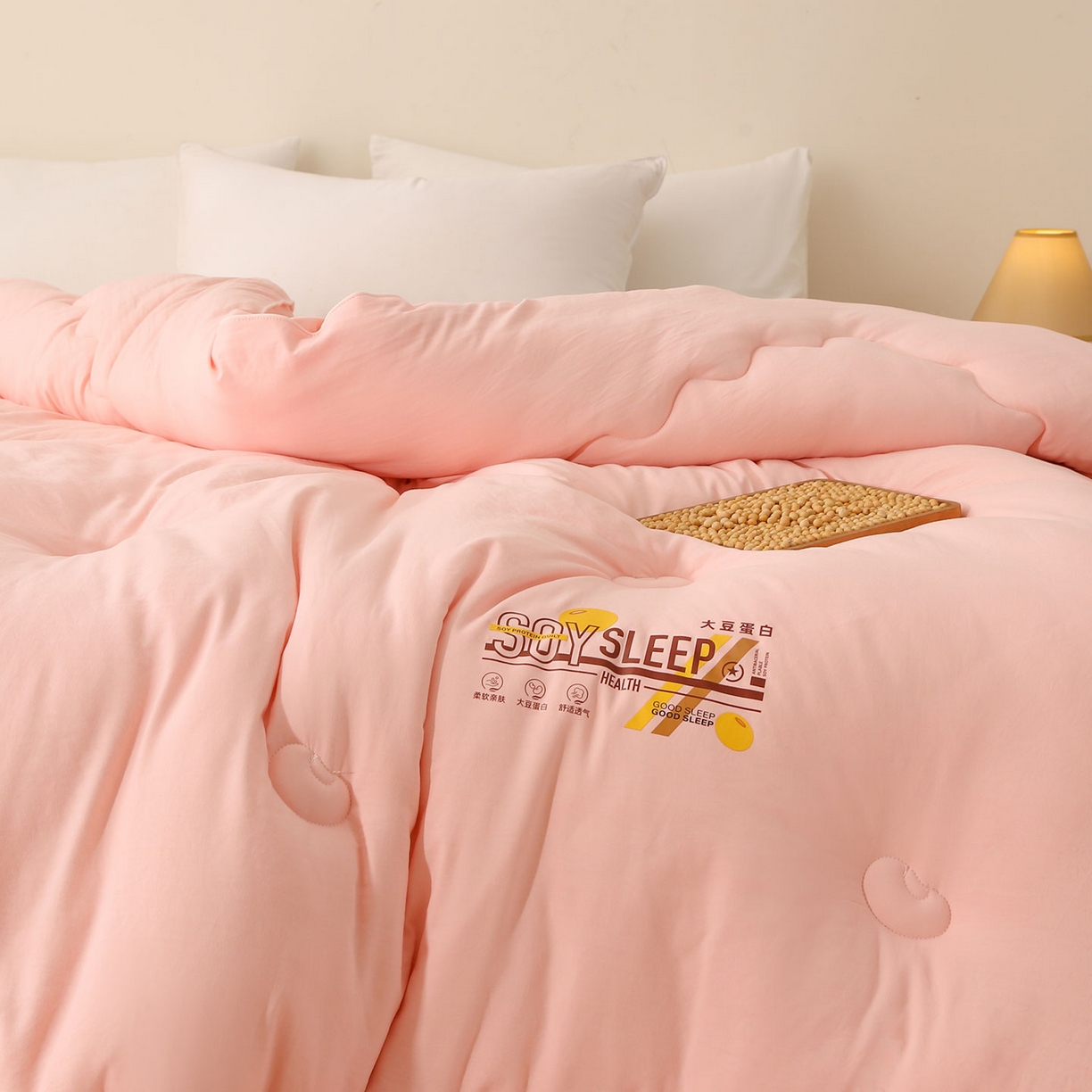 91家纺网 家纺一手货源 找家纺 薇玛仕 2025新款简约超柔水洗皱皱棉大豆被秋冬被被子被芯 粉玉