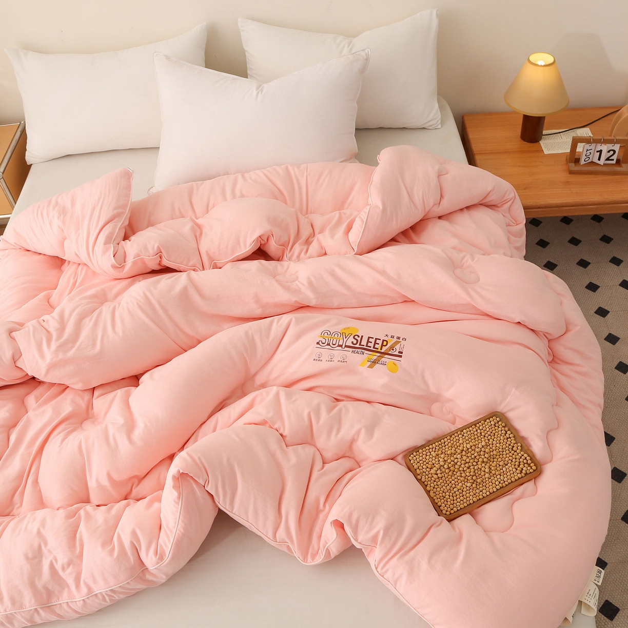 91家纺网 家纺一手货源 找家纺 薇玛仕 2025新款简约超柔水洗皱皱棉大豆被秋冬被被子被芯 粉玉