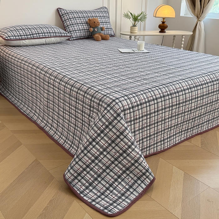 91家纺网 家纺一手货源 找家纺 卢赛尔 2025新款床盖单品单床盖云感加厚夹床单床罩软床垫-四季款（提供买家秀） 布丁