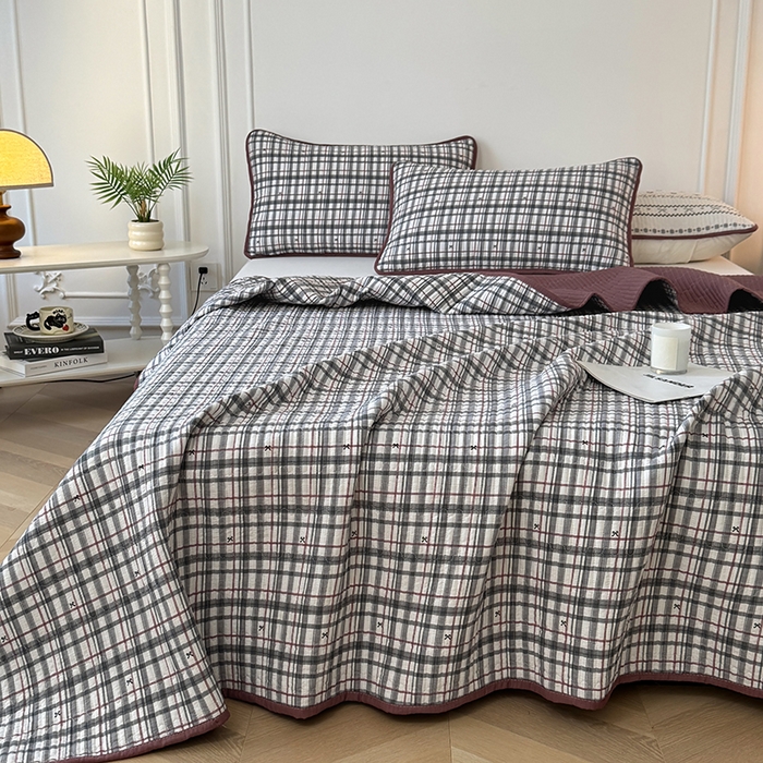 91家纺网 家纺一手货源 找家纺 卢赛尔 2025新款床盖单品单床盖云感加厚夹床单床罩软床垫-四季款（提供买家秀） 布丁