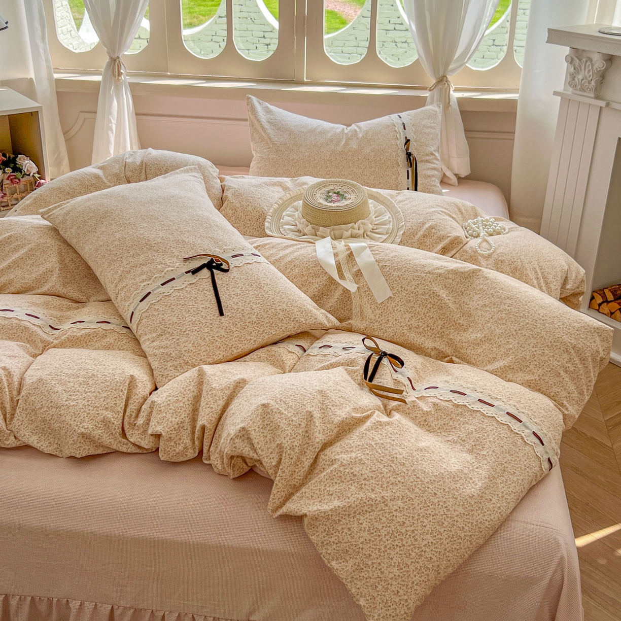 91家纺网 家纺一手货源 找家纺 老K (原美阁） 2025新款床裙款蝴蝶结细丝斜纹韩版四件套 缤纷花舍