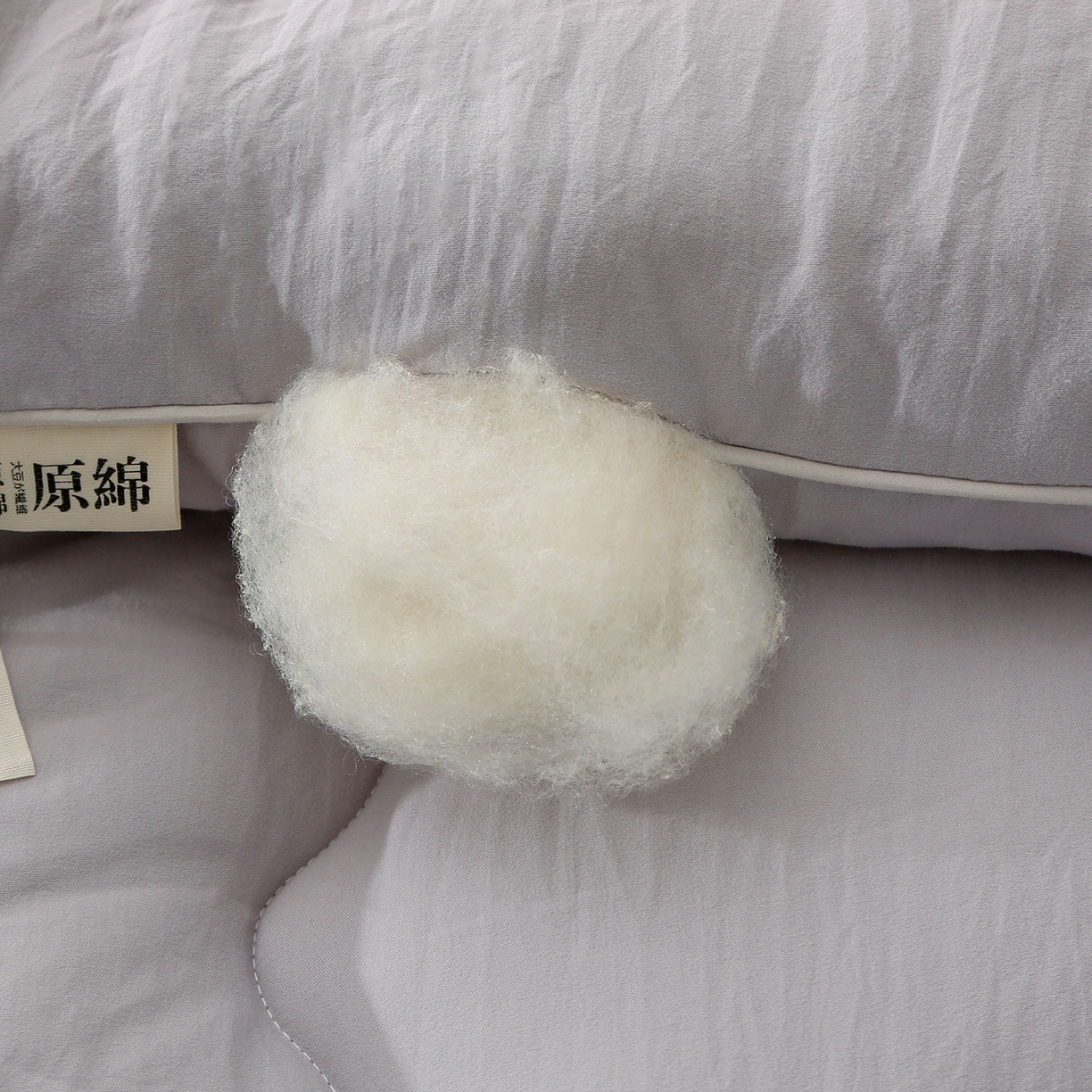 91家纺网 家纺一手货源 找家纺 薇玛仕 2025新款简约超柔水洗皱皱棉大豆被秋冬被被子被芯 浅灰