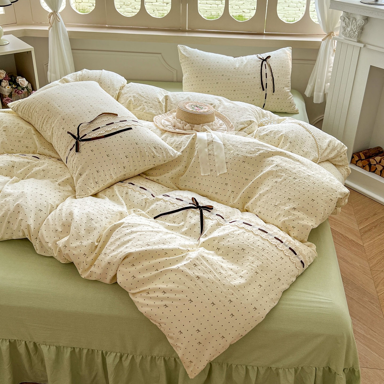 91家纺网 家纺一手货源 找家纺 老K (原美阁） 2025新款床裙款蝴蝶结细丝斜纹韩版四件套 绿色蝴蝶结