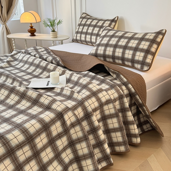 91家纺网 家纺一手货源 找家纺 卢赛尔 2025新款床盖单品单床盖云感加厚夹床单床罩软床垫-四季款（提供买家秀） 格韵