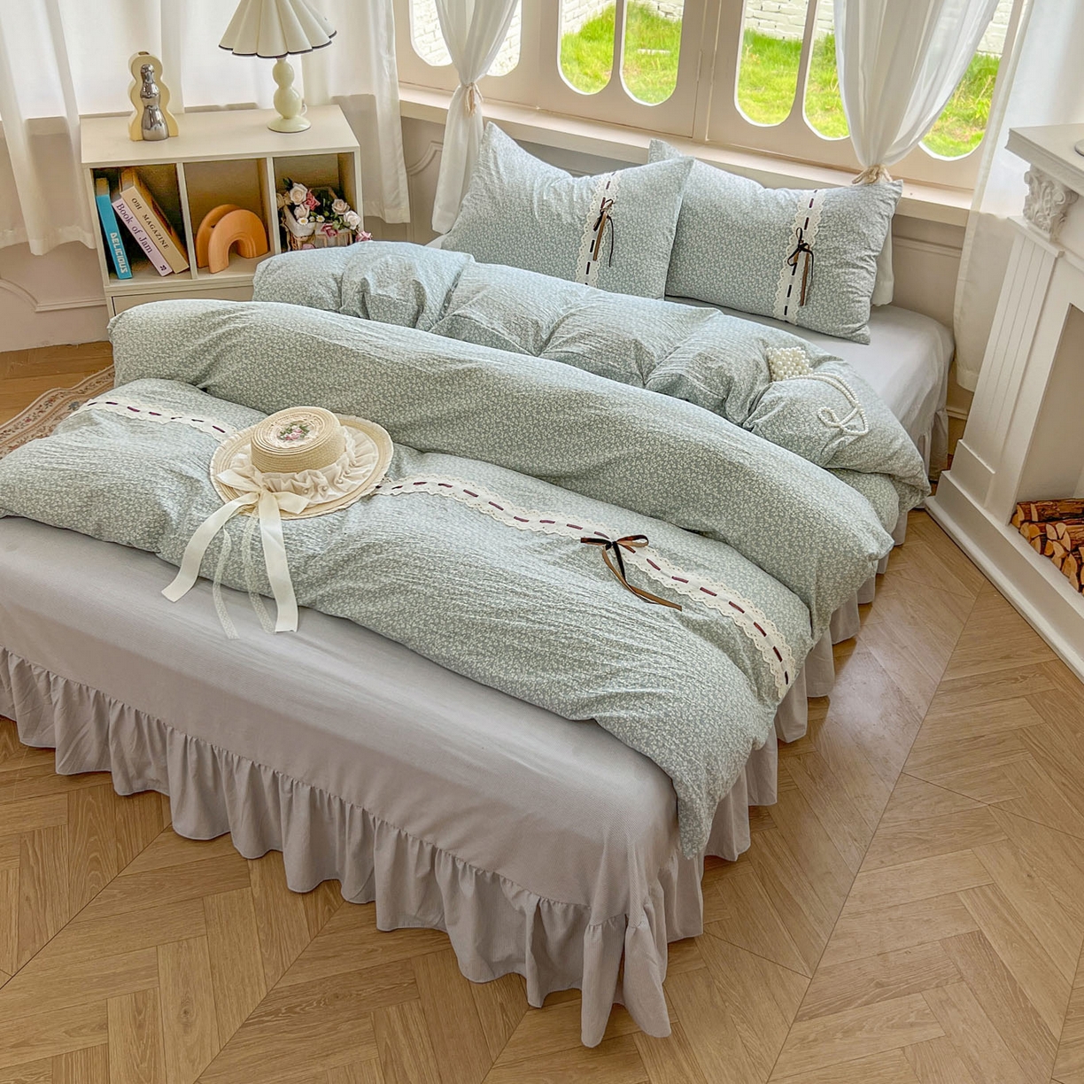 91家纺网 家纺一手货源 找家纺 老K (原美阁） 2025新款床裙款蝴蝶结细丝斜纹韩版四件套 绿色小碎花