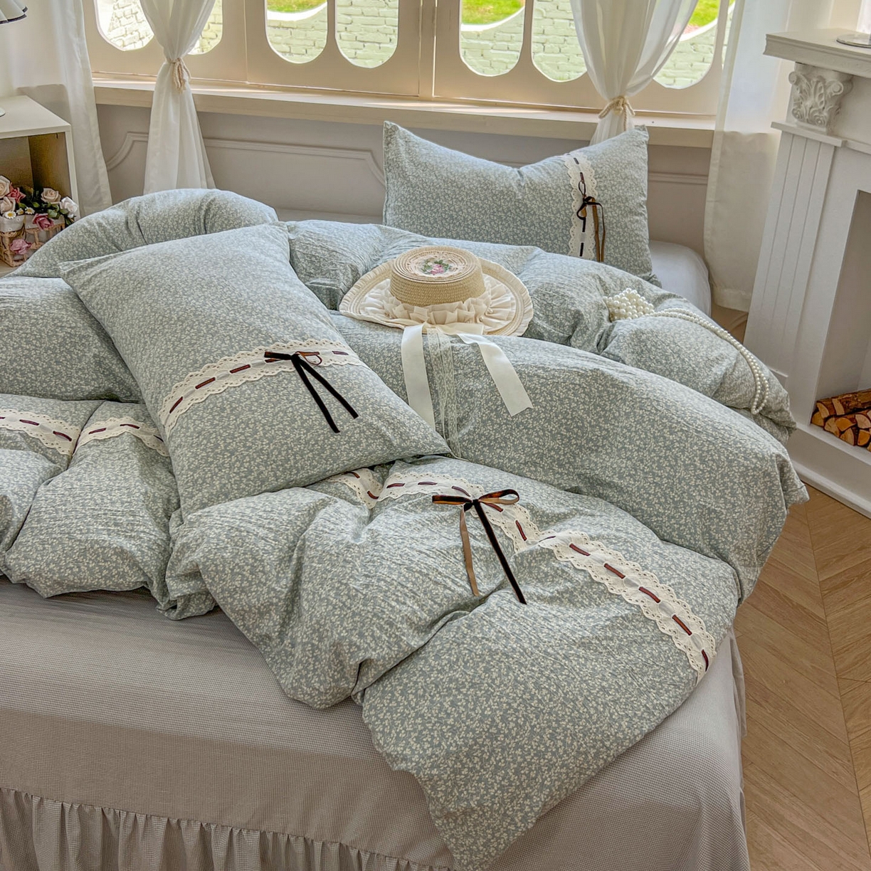 91家纺网 家纺一手货源 找家纺 老K (原美阁） 2025新款床裙款蝴蝶结细丝斜纹韩版四件套 绿色小碎花