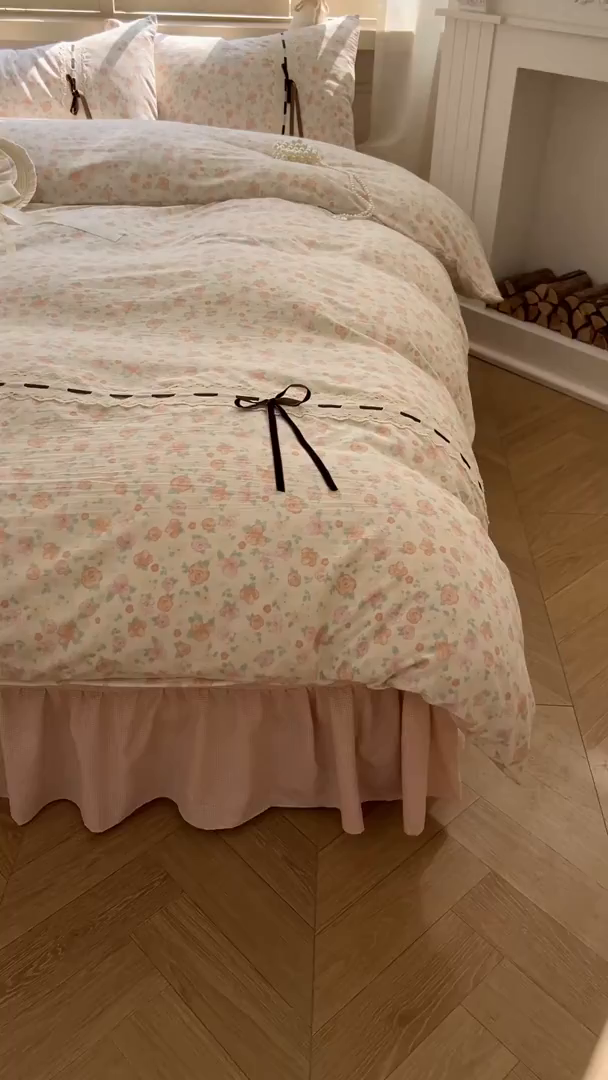 91家纺网 家纺一手货源 找家纺 老K (原美阁） 2025新款床裙款蝴蝶结细丝斜纹韩版四件套 悠然雅居