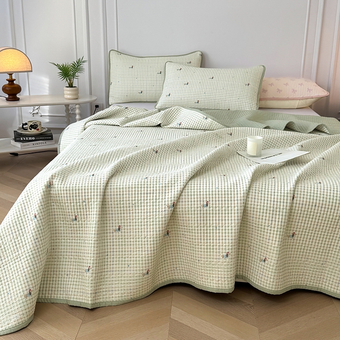 91家纺网 家纺一手货源 找家纺 卢赛尔 2025新款床盖单品单床盖云感加厚夹床单床罩软床垫-四季款（提供买家秀） 腊肠狗