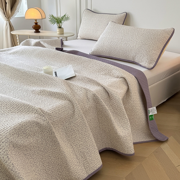 91家纺网 家纺一手货源 找家纺 卢赛尔 2025新款床盖单品单床盖云感加厚夹床单床罩软床垫-四季款（提供买家秀） 小野