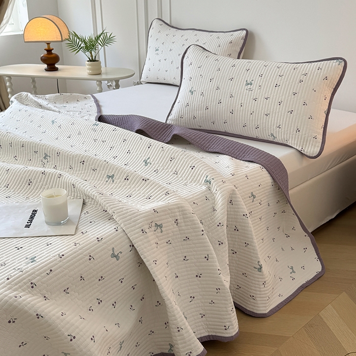 91家纺网 家纺一手货源 找家纺 卢赛尔 2025新款床盖单品单床盖云感加厚夹床单床罩软床垫-四季款（提供买家秀） 樱桃紫