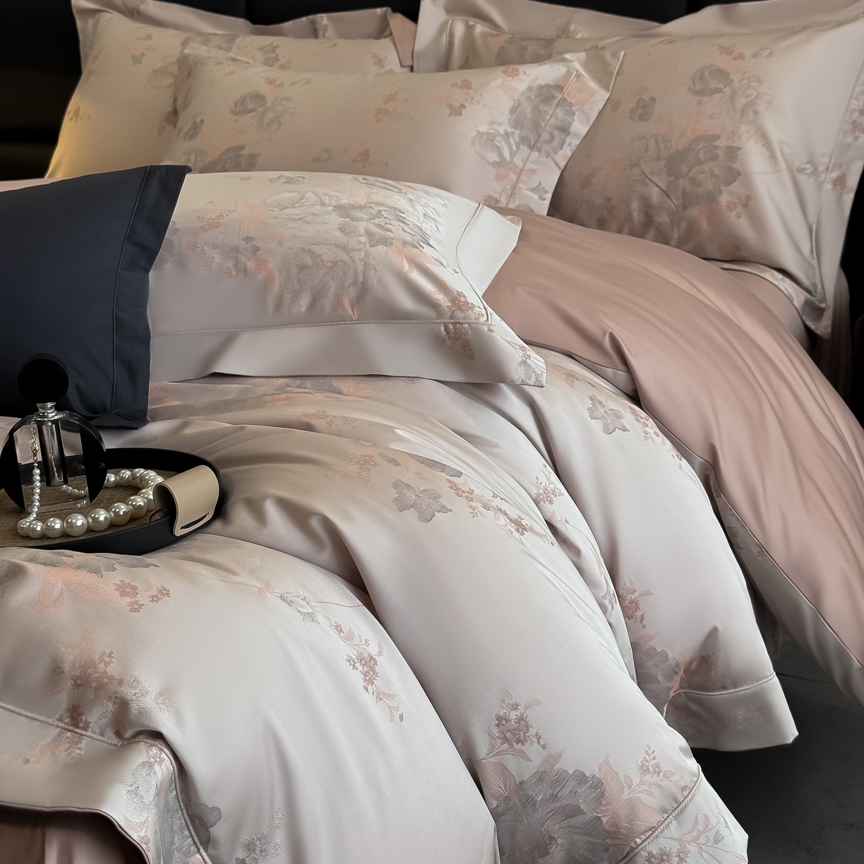 91家纺网 家纺一手货源 找家纺 花时间 2025新款100支天丝棉提花四件套 巴黎花语-粉