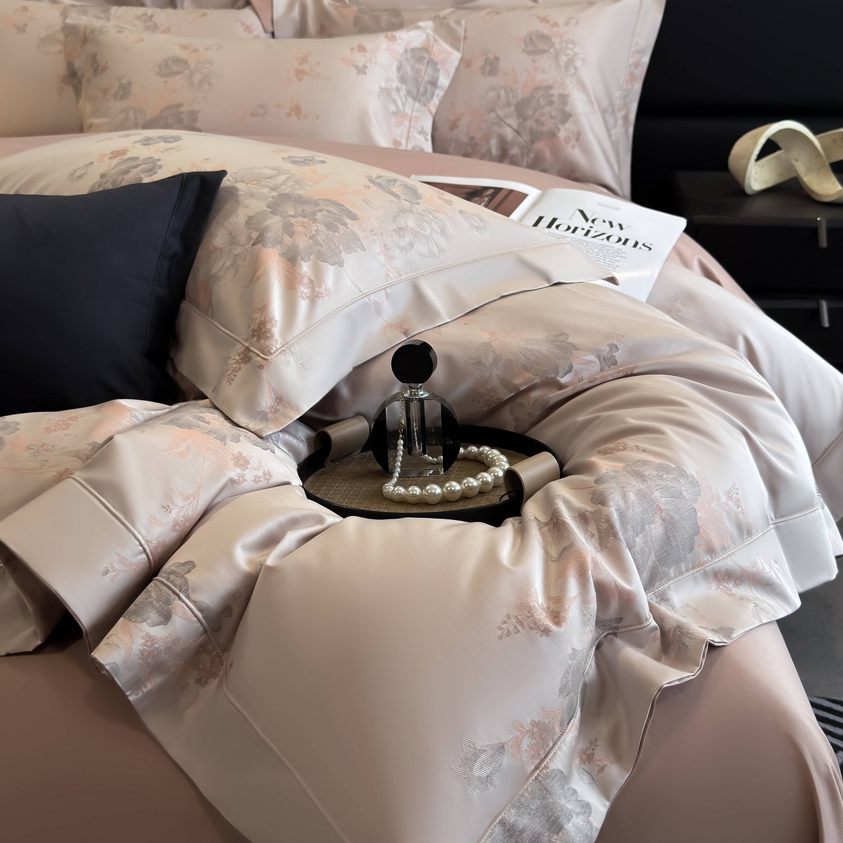 91家纺网 家纺一手货源 找家纺 花时间 2025新款100支天丝棉提花四件套 巴黎花语-粉