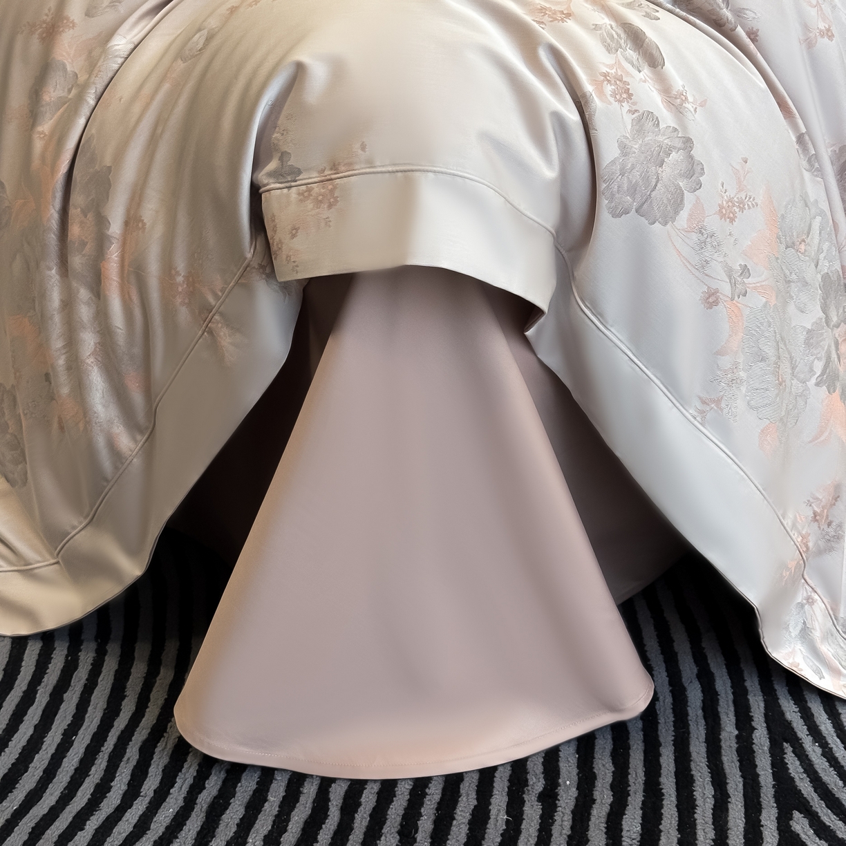 91家纺网 家纺一手货源 找家纺 花时间 2025新款100支天丝棉提花四件套 巴黎花语-粉