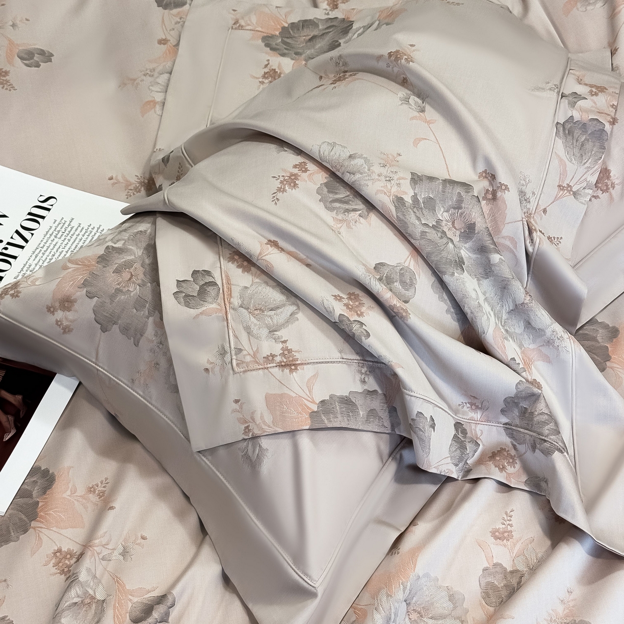 91家纺网 家纺一手货源 找家纺 花时间 2025新款100支天丝棉提花四件套 巴黎花语-粉