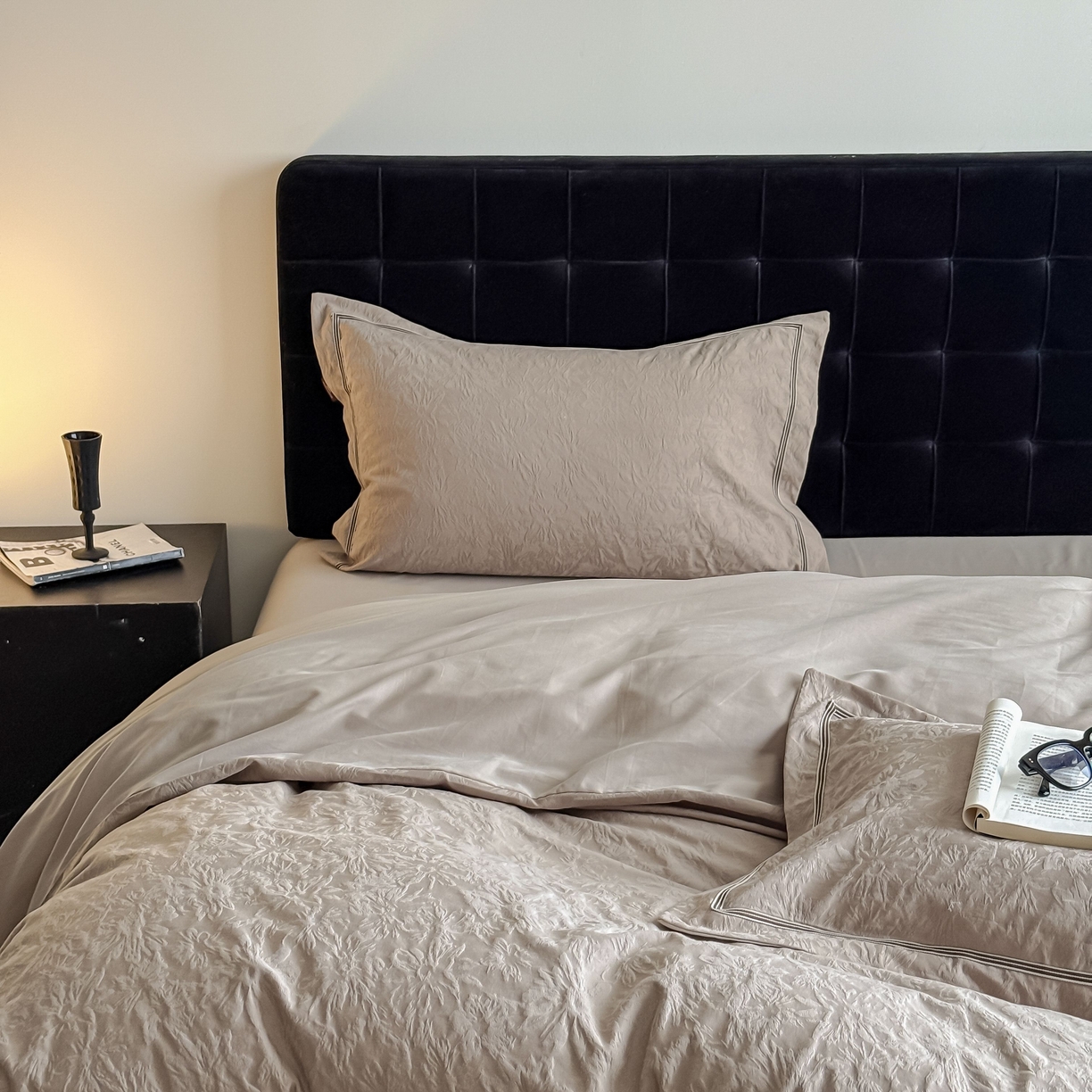 91家纺网 家纺一手货源 找家纺 （总）于果 2025新款全棉纯棉亮面立体浮雕磨毛四件套