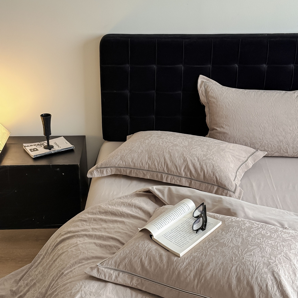 91家纺网 家纺一手货源 找家纺 （总）于果 2025新款全棉纯棉亮面立体浮雕磨毛四件套