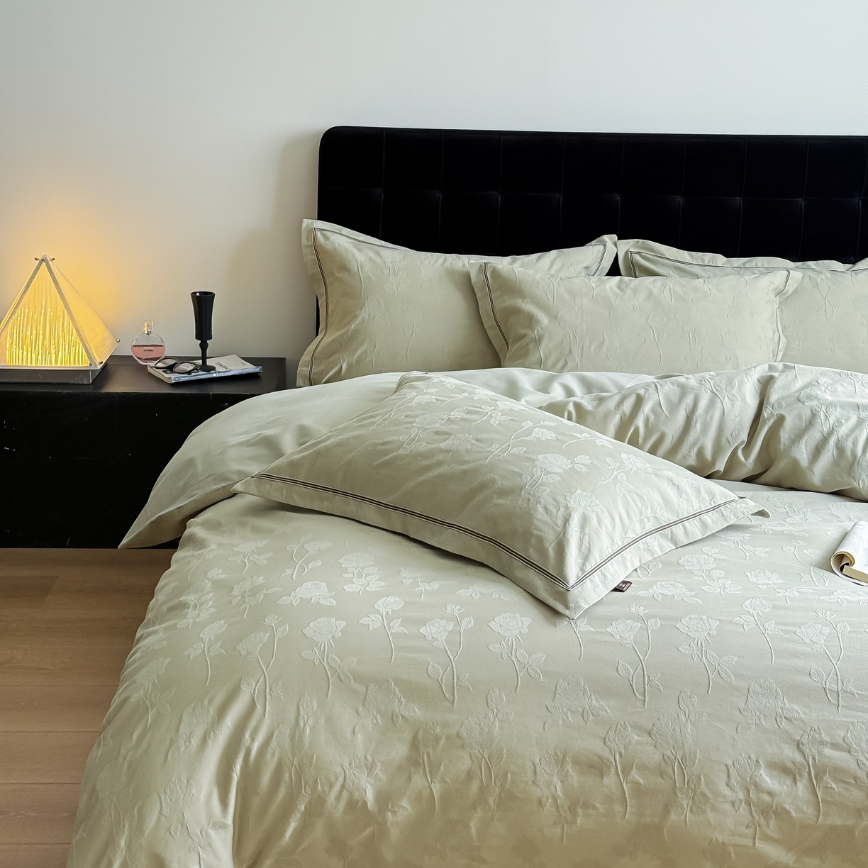 91家纺网 家纺一手货源 找家纺 （总）于果 2025新款全棉纯棉亮面立体浮雕磨毛四件套