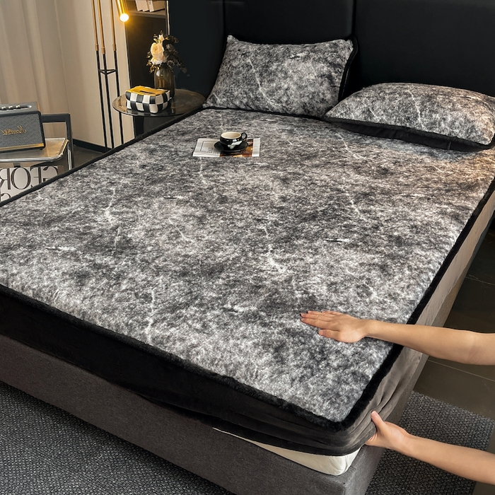 91家纺网 家纺一手货源 找家纺 （总）极简 2025新款牛奶绒保暖单床笠 床笠单件