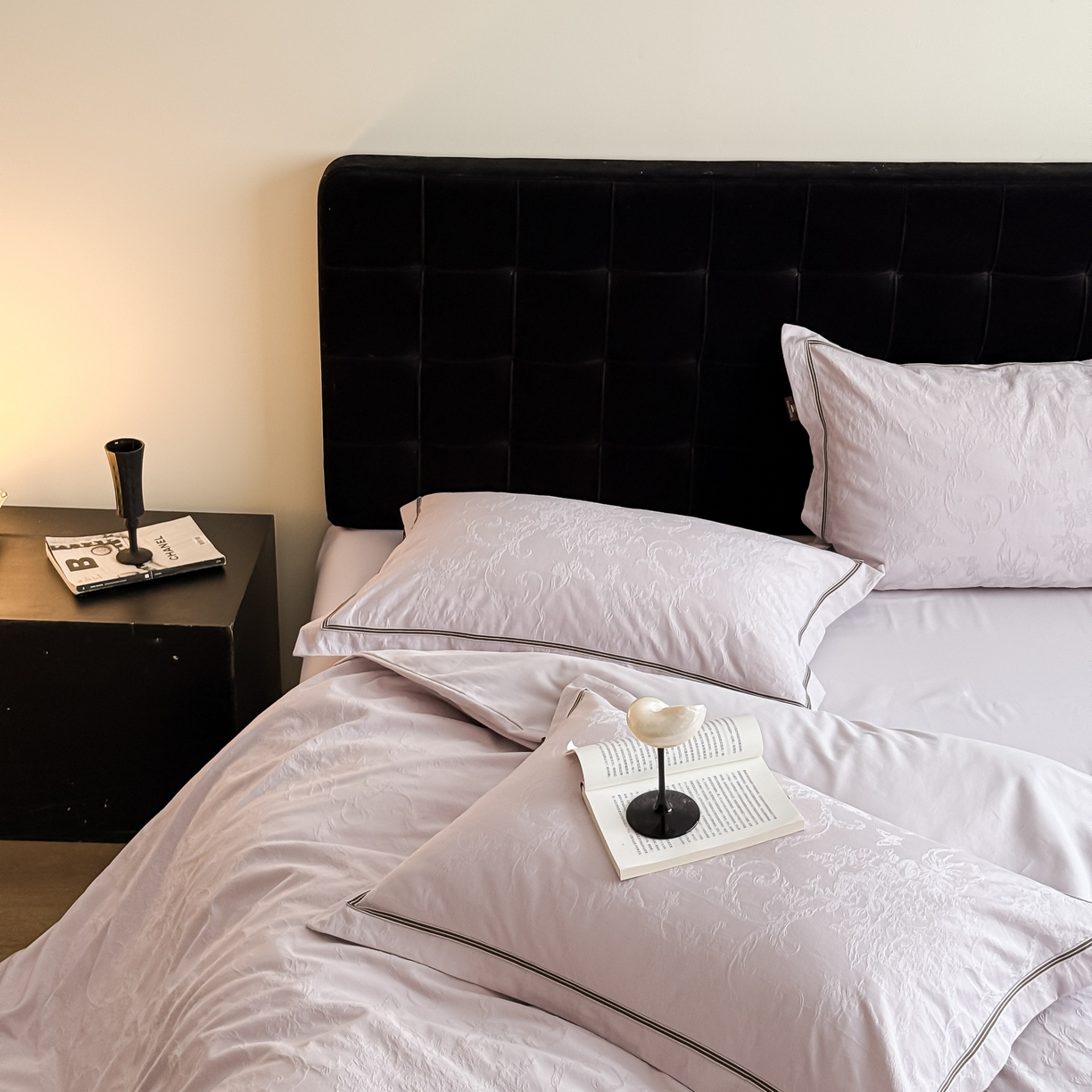 91家纺网 家纺一手货源 找家纺 于果 2025新款全棉纯棉亮面立体浮雕磨毛四件套 花漾梦境-幻影紫