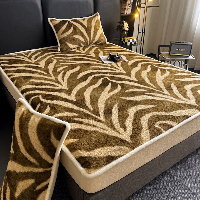 91家纺网 家纺一手货源 找家纺 极简 2025新款牛奶绒保暖单床笠 床笠单件 弗洛朗-咖