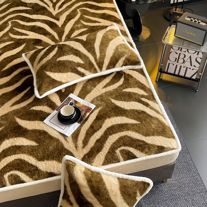 91家纺网 家纺一手货源 找家纺 极简 2025新款牛奶绒保暖单床笠 床笠单件 弗洛朗-咖