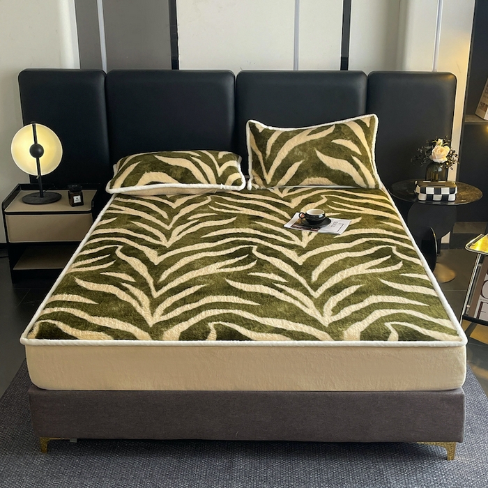 91家纺网 家纺一手货源 找家纺 极简 2025新款牛奶绒保暖单床笠 床笠单件 弗洛朗-绿