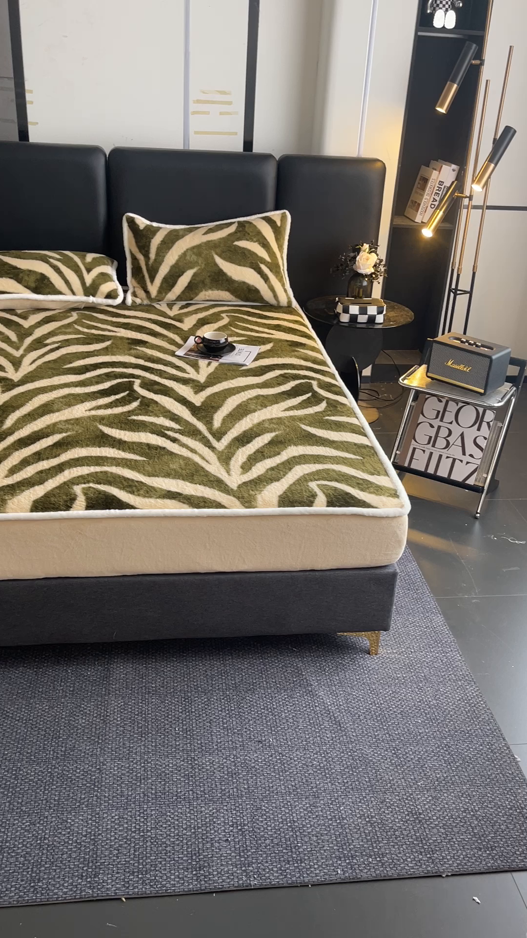 91家纺网 家纺一手货源 找家纺 极简 2025新款牛奶绒保暖单床笠 床笠单件 弗洛朗-绿