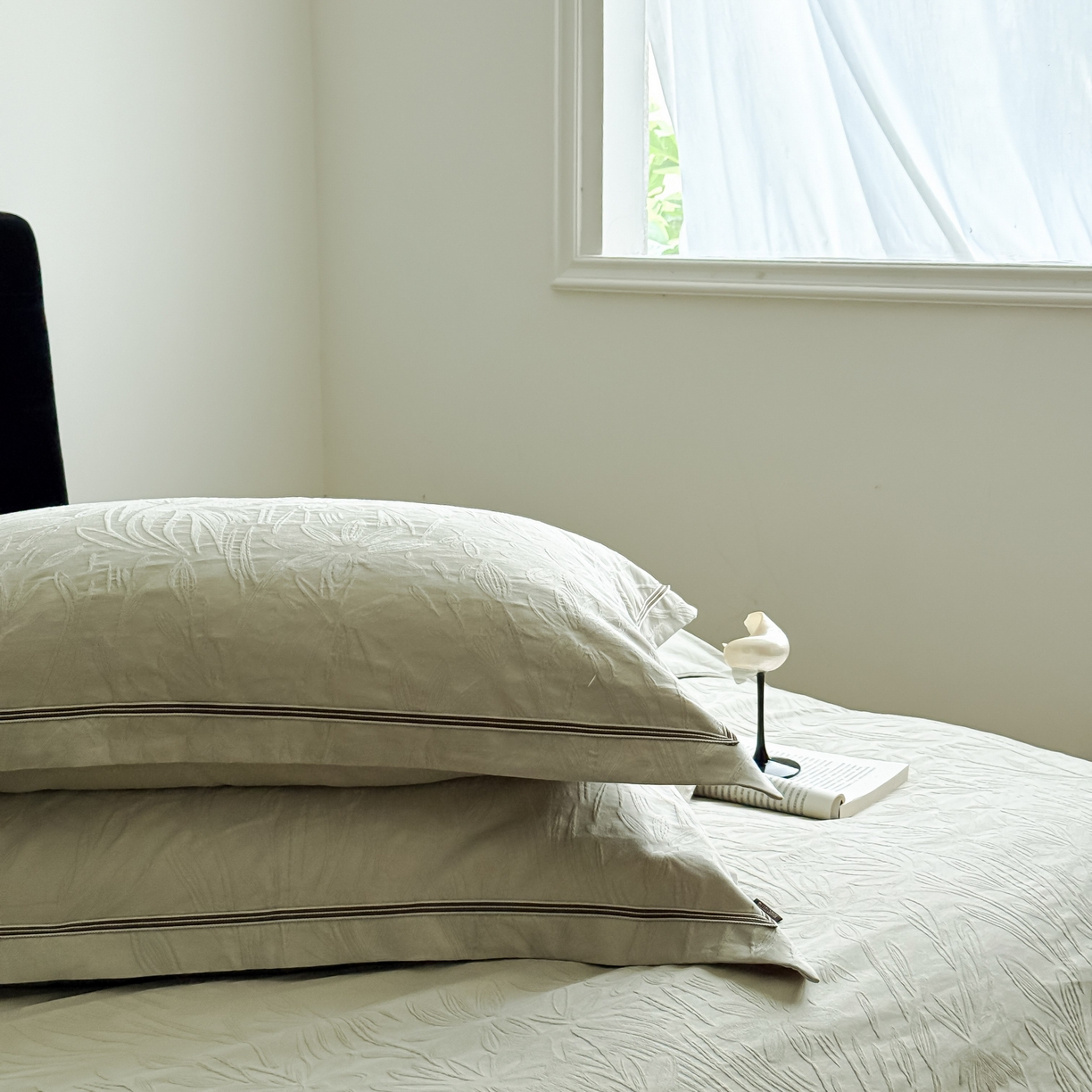 91家纺网 家纺一手货源 找家纺 于果 2025新款全棉纯棉亮面立体浮雕磨毛四件套 秘境-奶绿