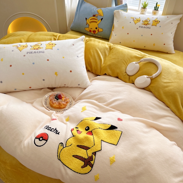 91家纺网 家纺一手货源 找家纺 徕米家居 2025新款A类牛奶绒毛巾绣卡通四件套 闪电皮卡丘