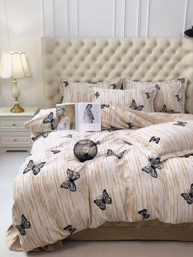 91家纺网 家纺一手货源 找家纺 未来家居 2025新款赫本风印花款提花绒四件套 蝶棕