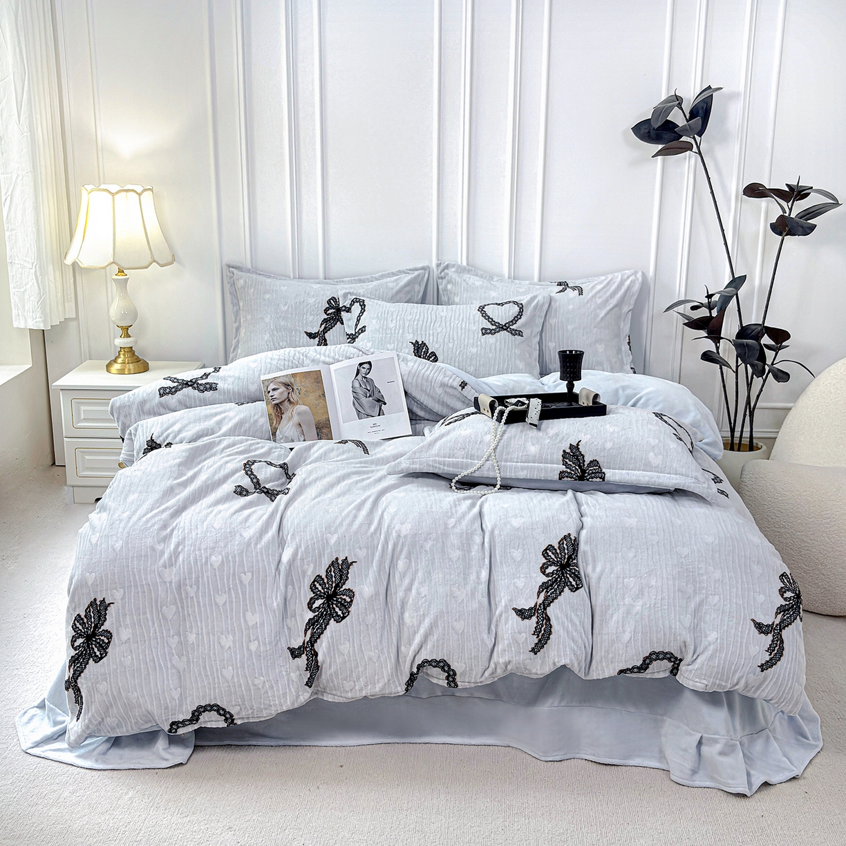 未来家居 2025新款赫本风印花款提花绒四件套 绮梦