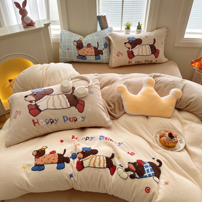 91家纺网 家纺一手货源 找家纺 （总）徕米家居 2025新款卡通毛巾绣绣花牛奶绒四件套