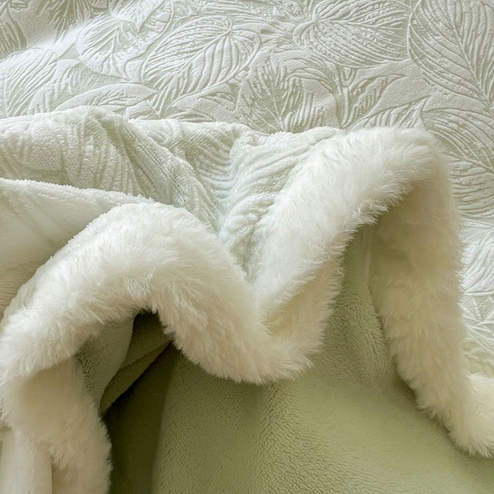 91家纺网 家纺一手货源 找家纺 Mata蔓塔家 2025新款小清新牛奶绒雕花兔毛绒包边四件套 如梦令-绿