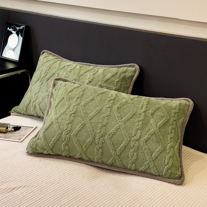 91家纺网 家纺一手货源 找家纺 （总）云恋家纺 2025新款2025塔芙绒毛毯加厚舒棉绒绒盖毯牛奶绒办公室午睡珊瑚绒披肩沙发毯被子