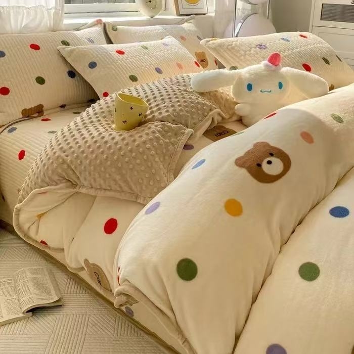 青竹苑 2025新款牛奶绒豆豆绒夹棉床盖款四件套 波点小熊
