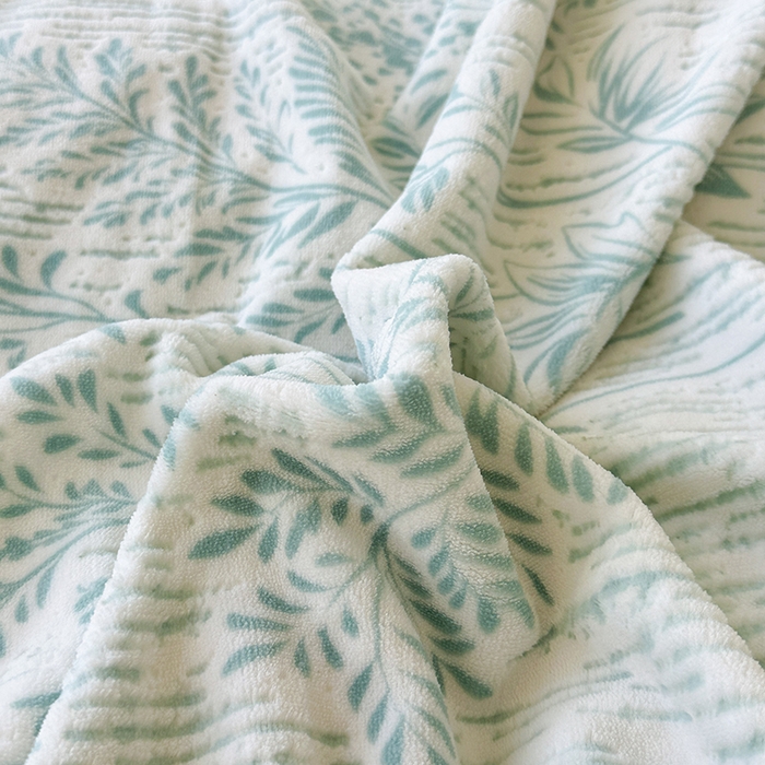 91家纺网 家纺一手货源 找家纺 Mata蔓塔家 2025新款小清新牛奶绒雕花兔毛绒包边四件套 竹影清眠