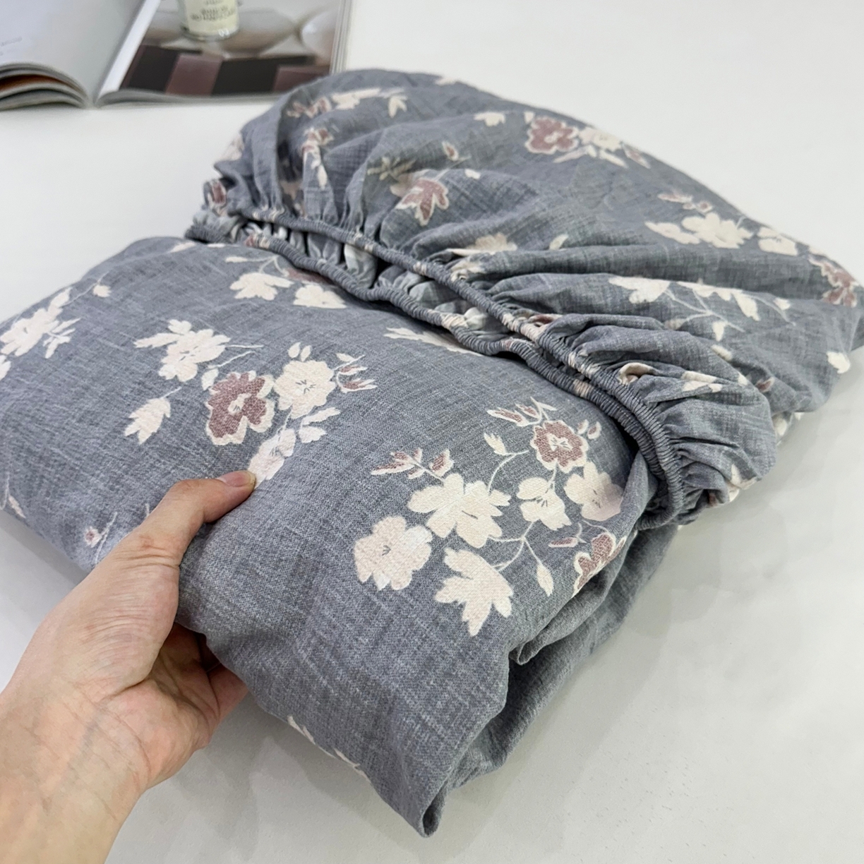 91家纺网 家纺一手货源 找家纺 一比一家纺 2025新款高克重复古原麻床笠 夕颜