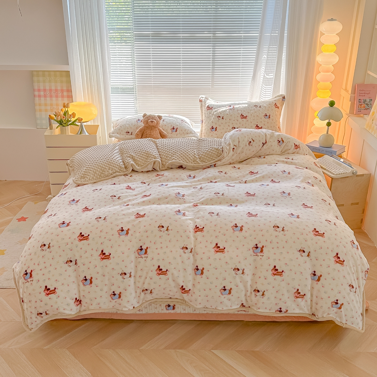 91家纺网 家纺一手货源 找家纺 青竹苑 2025新款牛奶绒豆豆绒夹棉床盖款四件套 调皮狗