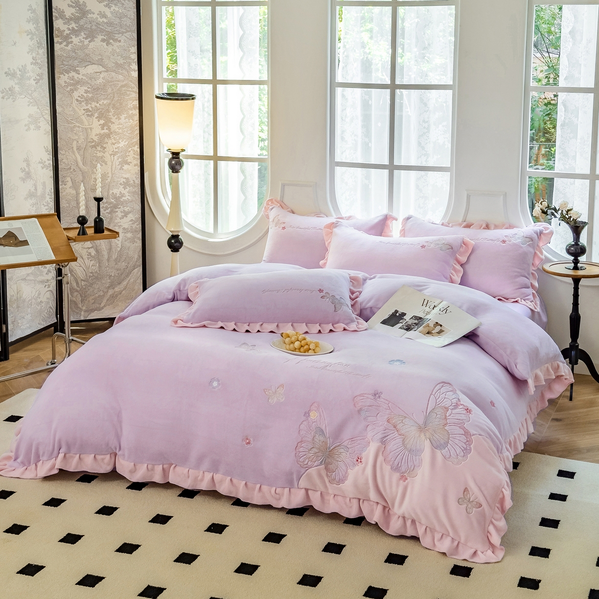 91家纺网 家纺一手货源 找家纺 卡初家居（原微来） 2025秋冬新款A类高克重加厚保暖亲肤牛奶绒四件套--蝶舞系列（提供买家秀） 蝶舞-优雅紫