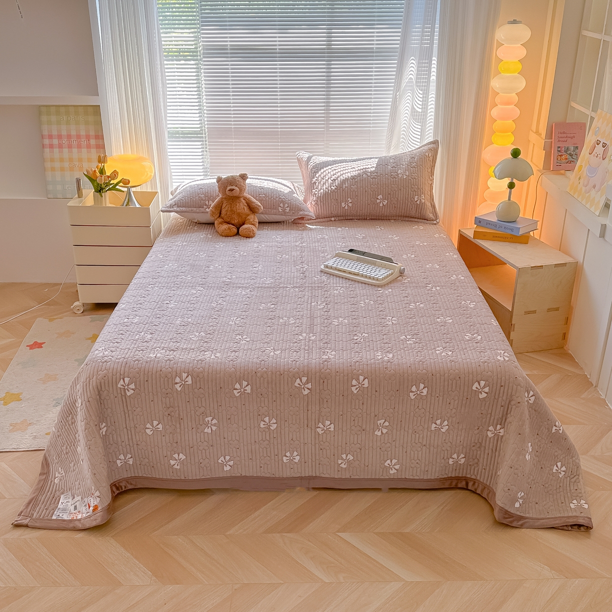 91家纺网 家纺一手货源 找家纺 青竹苑 2025新款牛奶绒豆豆绒夹棉床盖款四件套 情浓巧克力