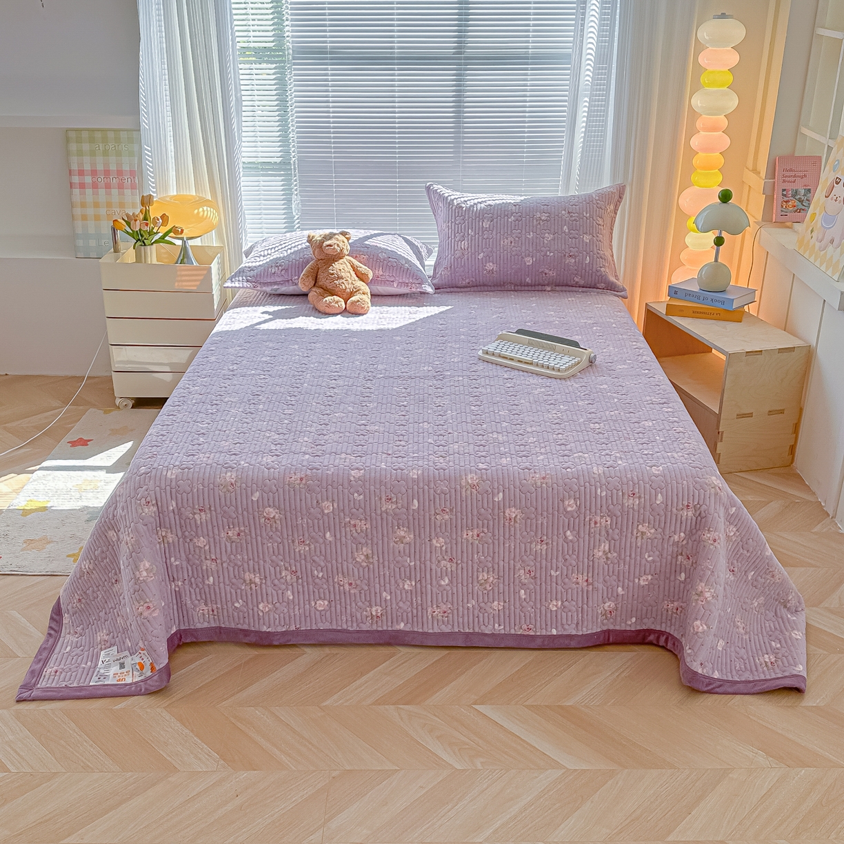 91家纺网 家纺一手货源 找家纺 青竹苑 2025新款牛奶绒豆豆绒夹棉床盖款四件套 紫韵