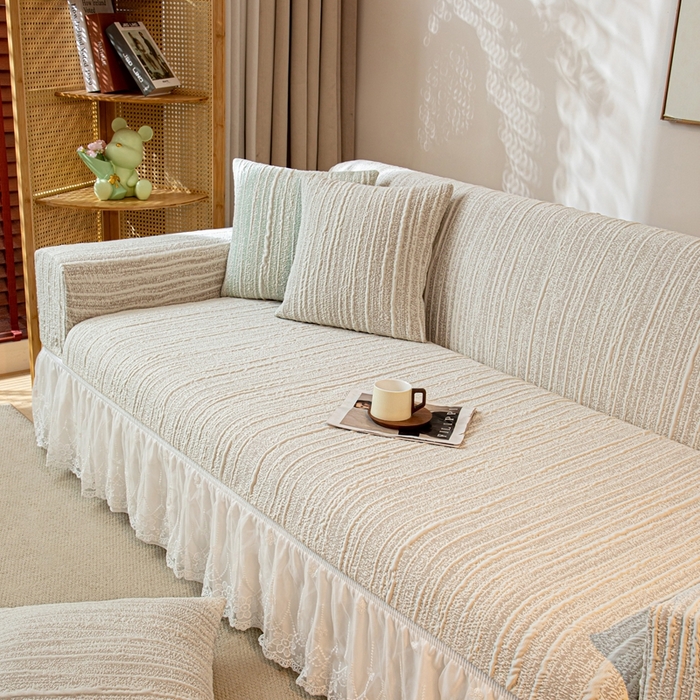 91家纺网 家纺一手货源 找家纺 沐沐家纺 2026新款星弦裙边款沙发套 浅卡其