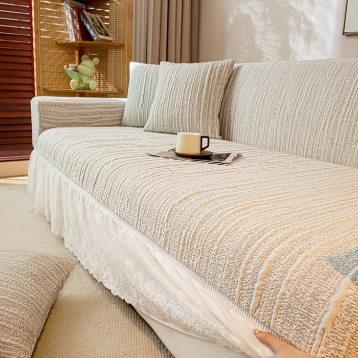 91家纺网 家纺一手货源 找家纺 沐沐家纺 2026新款星弦裙边款沙发套 浅卡其