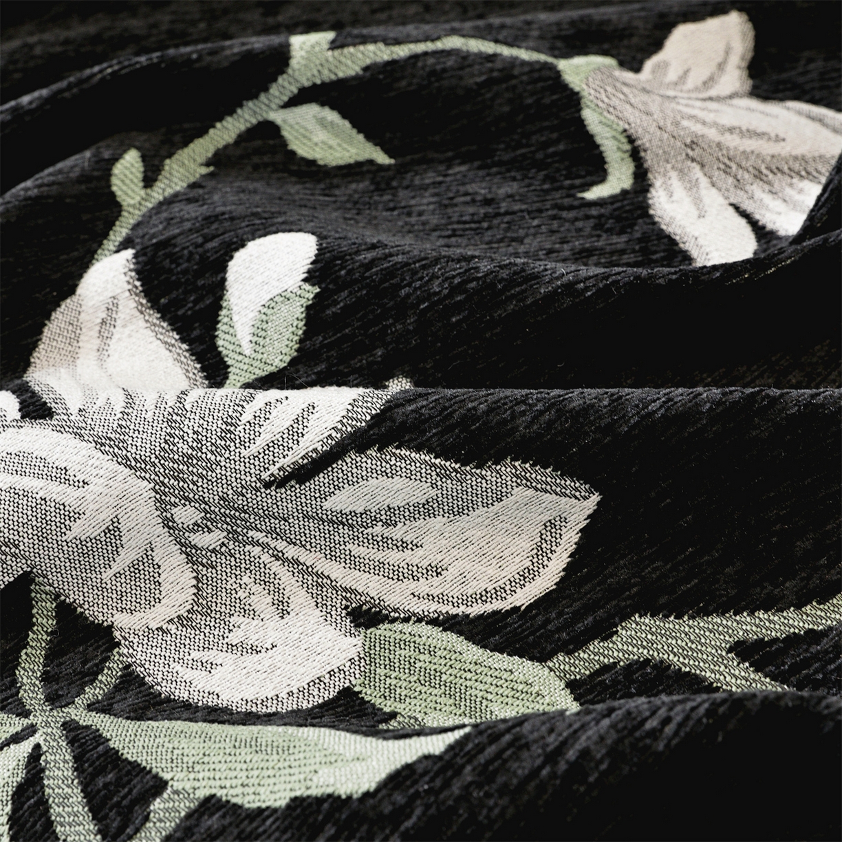 91家纺网 家纺一手货源 找家纺 共鸣沙发垫 2025新款亲肤舒适雪尼尔玉兰黑色沙发巾 玉兰黑色 180x130cm沙发巾