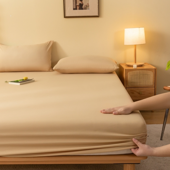 91家纺网 家纺一手货源 找家纺 梵克保罗 2025新款简约纯色亲肤磨毛床笠 卡其