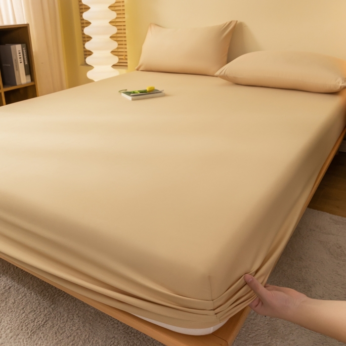 91家纺网 家纺一手货源 找家纺 梵克保罗 2025新款简约纯色亲肤磨毛床笠 卡其