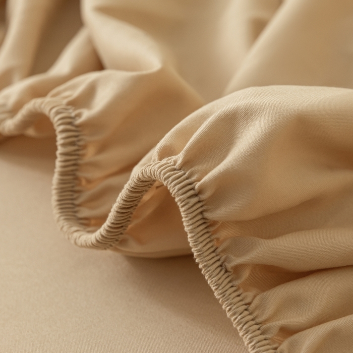 91家纺网 家纺一手货源 找家纺 梵克保罗 2025新款简约纯色亲肤磨毛床笠 卡其