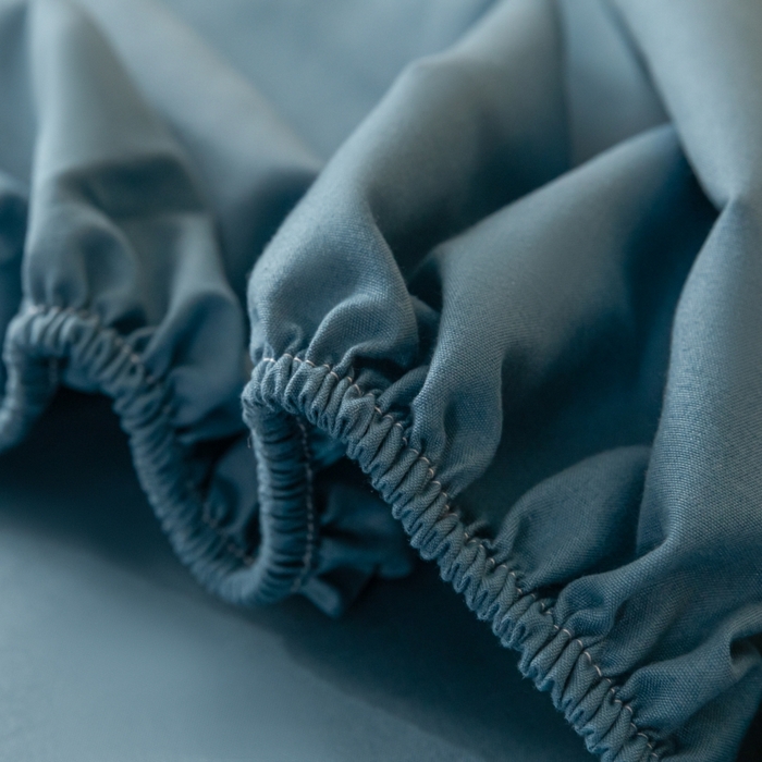 91家纺网 家纺一手货源 找家纺 梵克保罗 2025新款简约纯色亲肤磨毛床笠 牛仔蓝