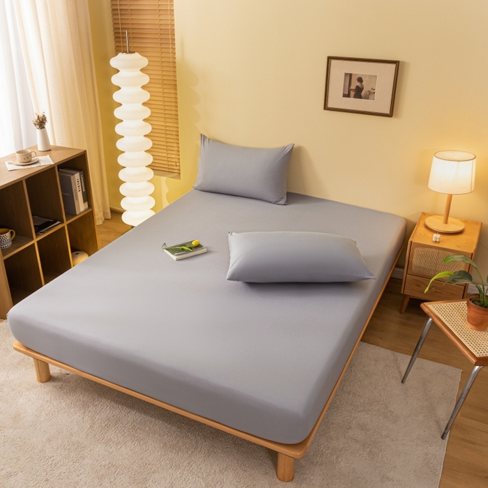 91家纺网 家纺一手货源 找家纺 梵克保罗 2025新款简约纯色亲肤磨毛床笠 浅灰