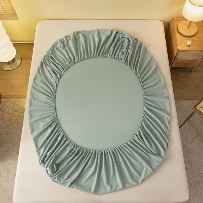 91家纺网 家纺一手货源 找家纺 梵克保罗 2025新款简约纯色亲肤磨毛床笠 墨绿